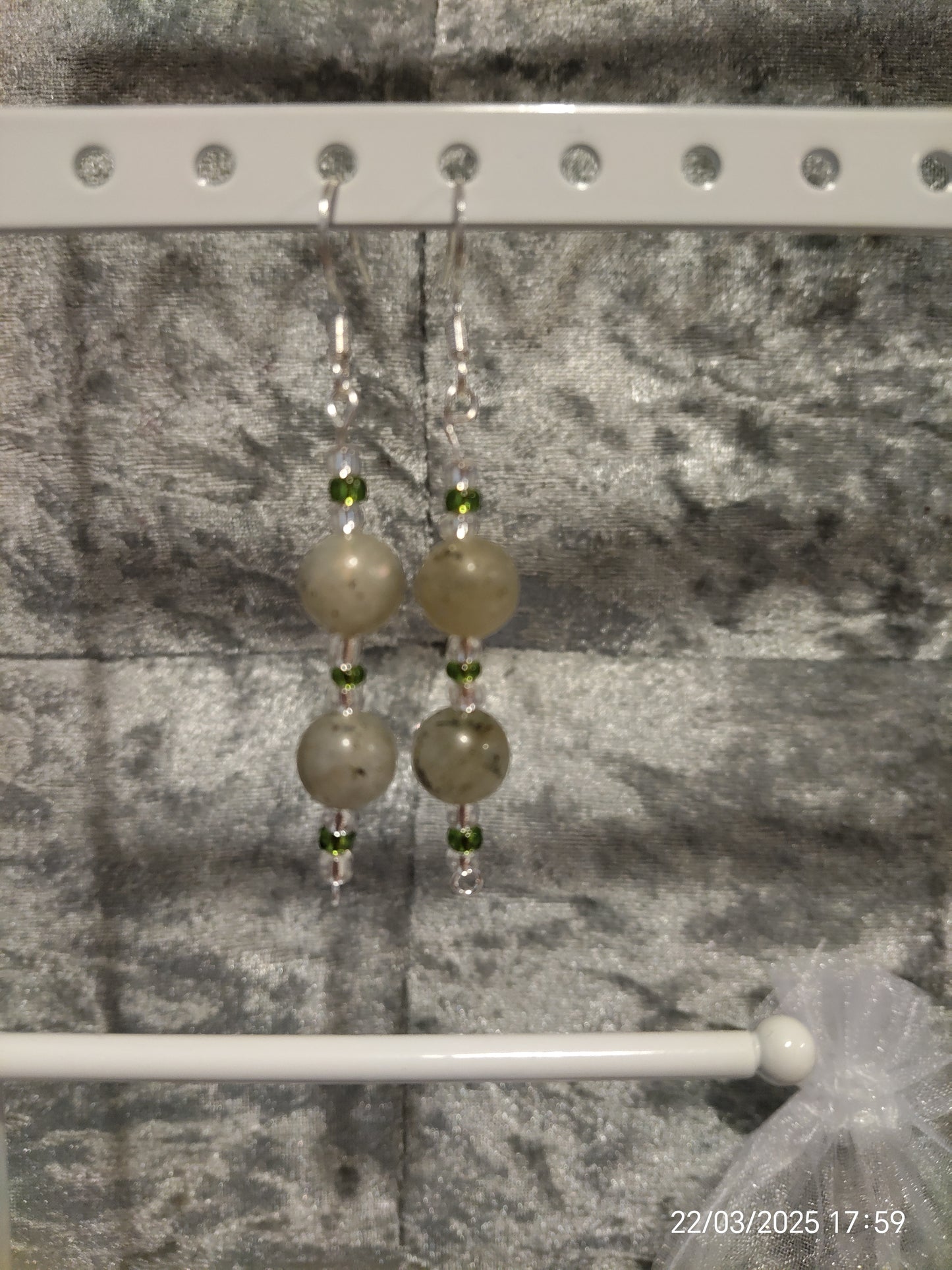 Bracelet and earrings light green moonstone